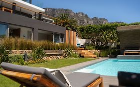 Atholl House